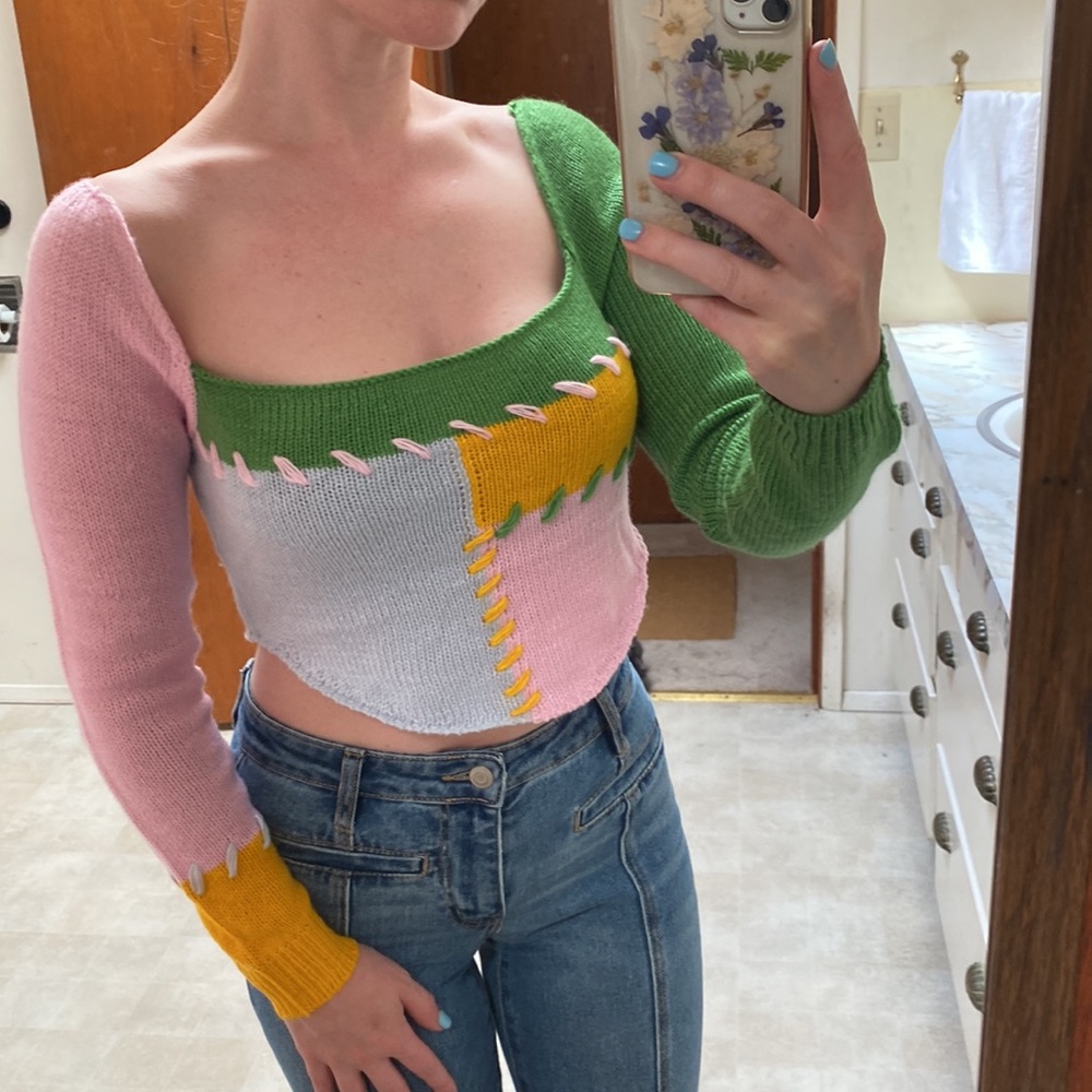 Shein • Adorable Patchwork Cropped Sweater - Picture 12 of 14